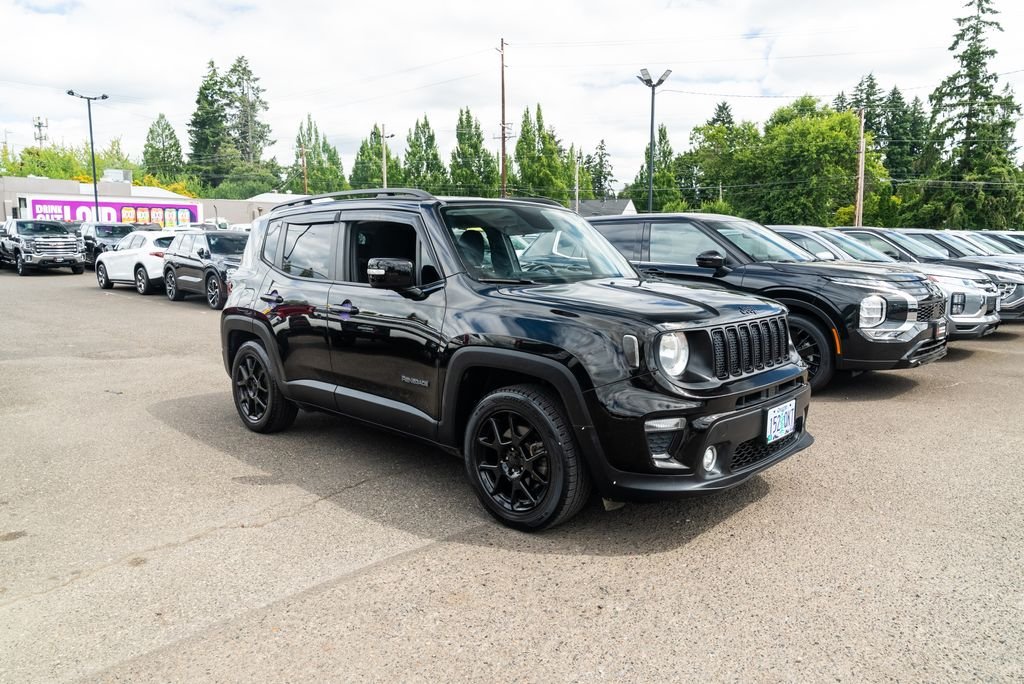 Used 2019 Black Clearcoat Jeep Latitude image 26