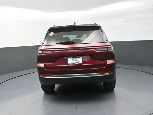New 2026 Velvet Red Pearlcoat Jeep Altitude image 8