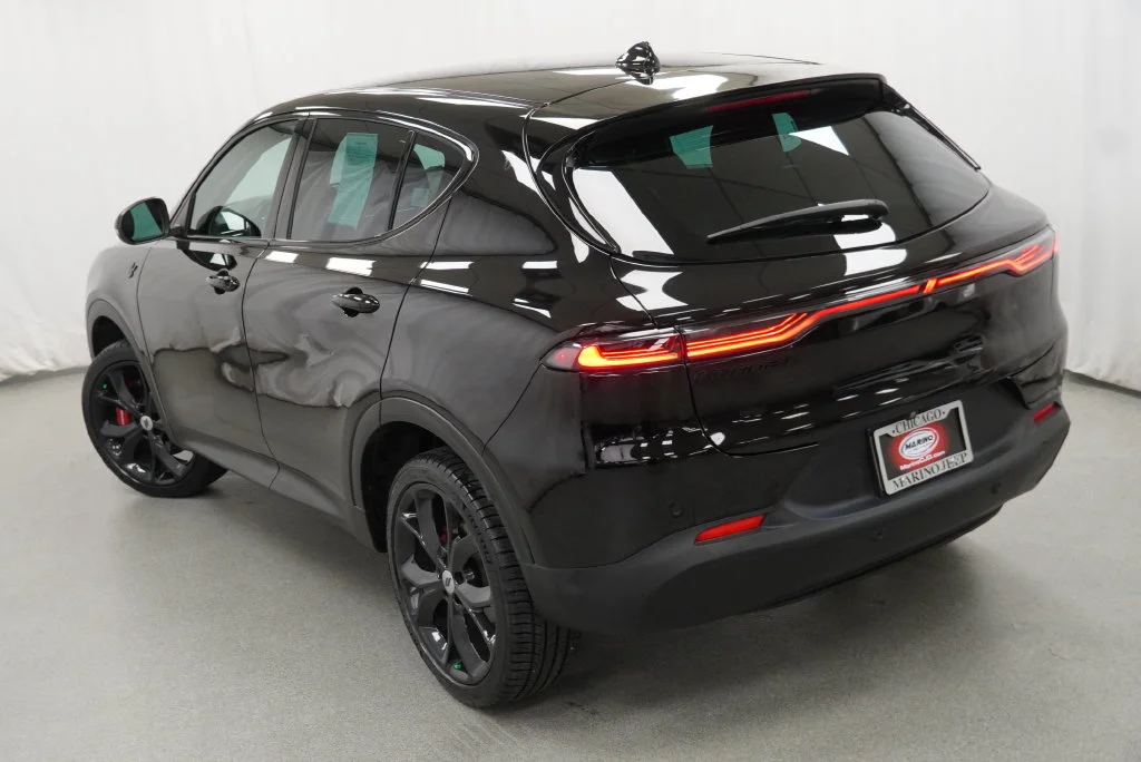 Used 2024  Dodge GT image 22