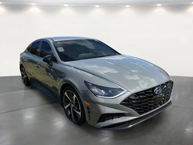 Used 2021 Gray Hyundai SEL Plus image 8