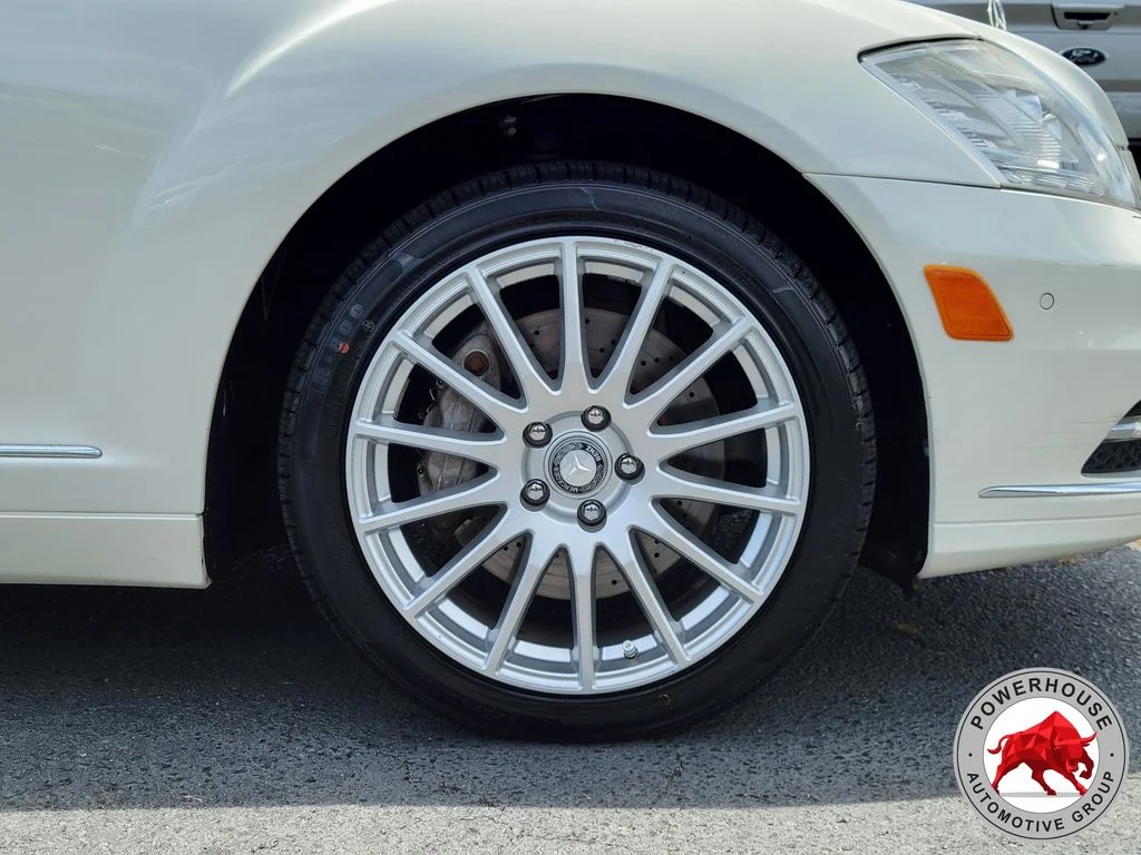 Used 2011 White Mercedes-Benz S 550 image 11