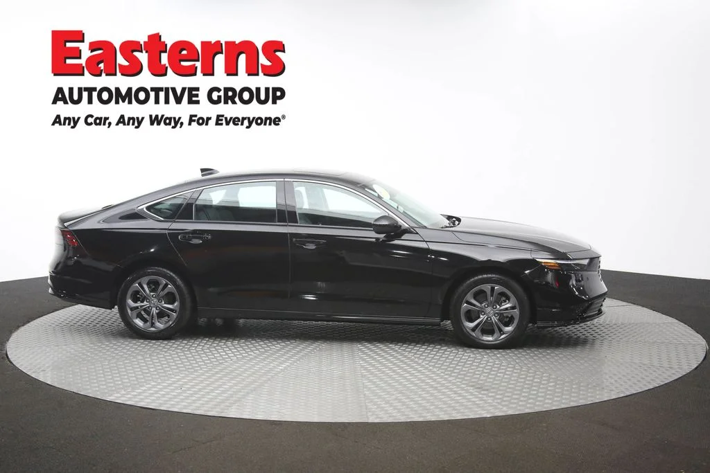 Used 2024 Black Honda EX-L image 46