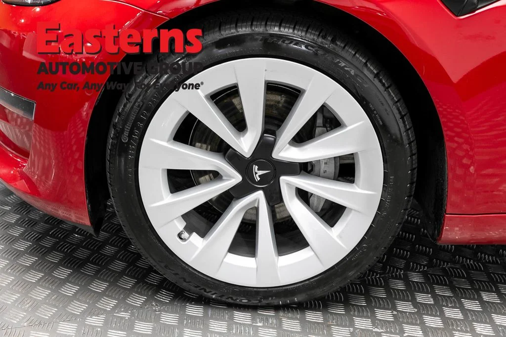 Used 2021 Red Tesla Standard Range Plus image 25