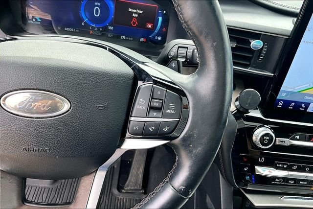 Used 2021 Gray Ford Platinum image 17