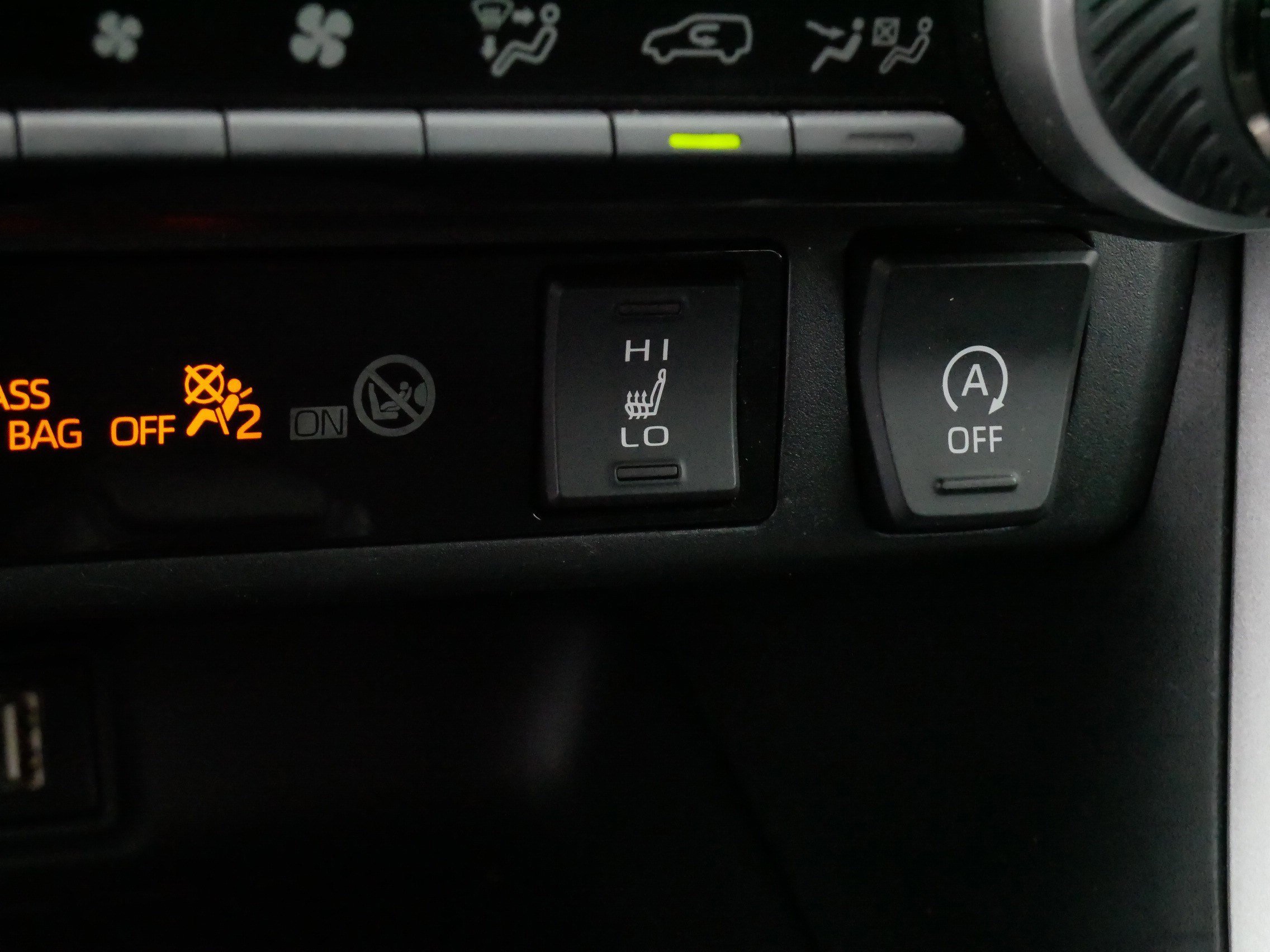Used 2024 Ice Cap Toyota XLE image 30