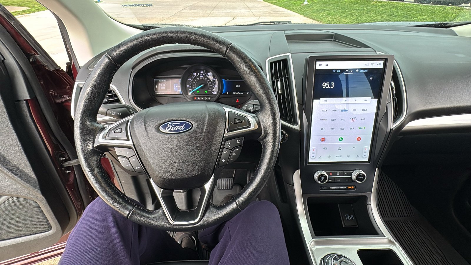 Used 2023 Red Ford SEL image 23