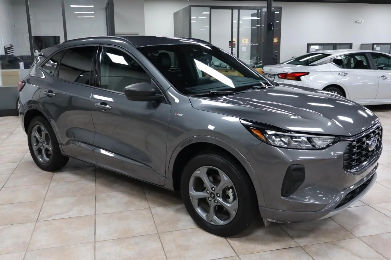 Used 2024 Carbonized Gray Ford ST-Line image 8