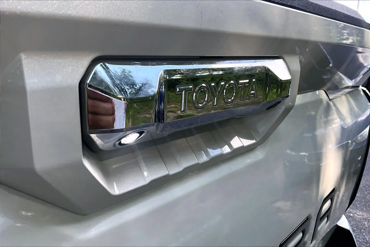 Certified Used 2023 Wind Chill Pearl Toyota Capstone Hybrid image 30