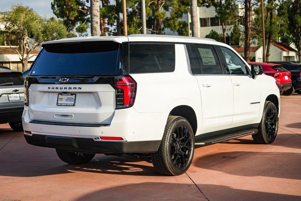 2026 Chevrolet Suburban LS - Photo 6