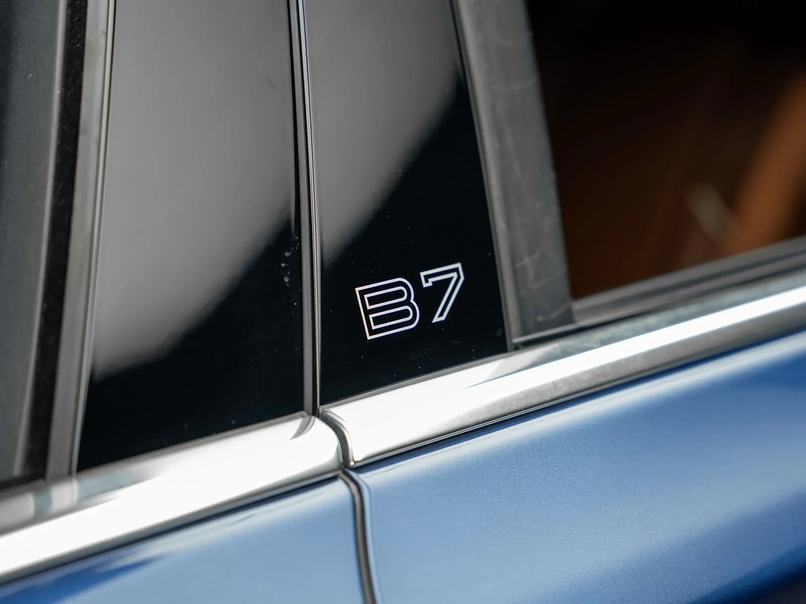 Used 2018 Blue BMW ALPINA B7 xDrive image 30