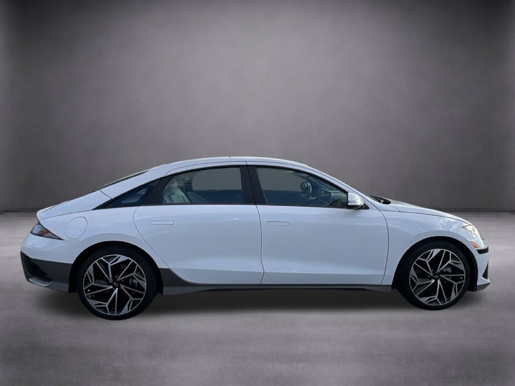 Certified Used 2023 White Hyundai SEL image 9