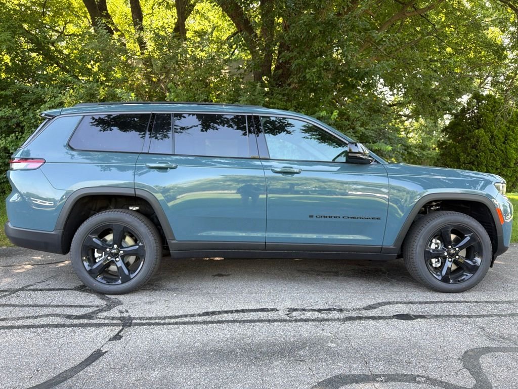 New 2026 Steel Blue Jeep Limited image 51