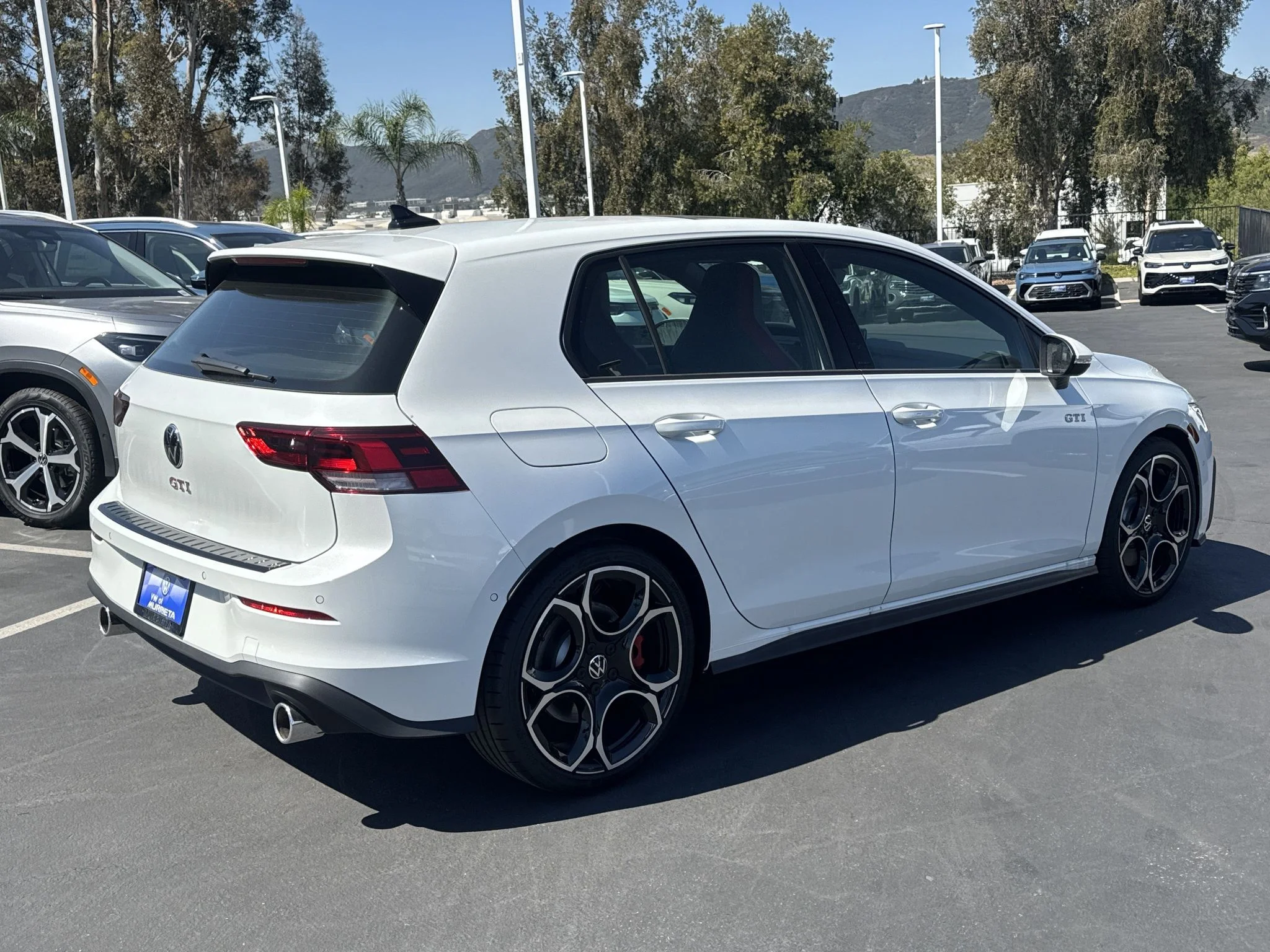 New 2026 Opal White Pearl Volkswagen Autobahn image 8