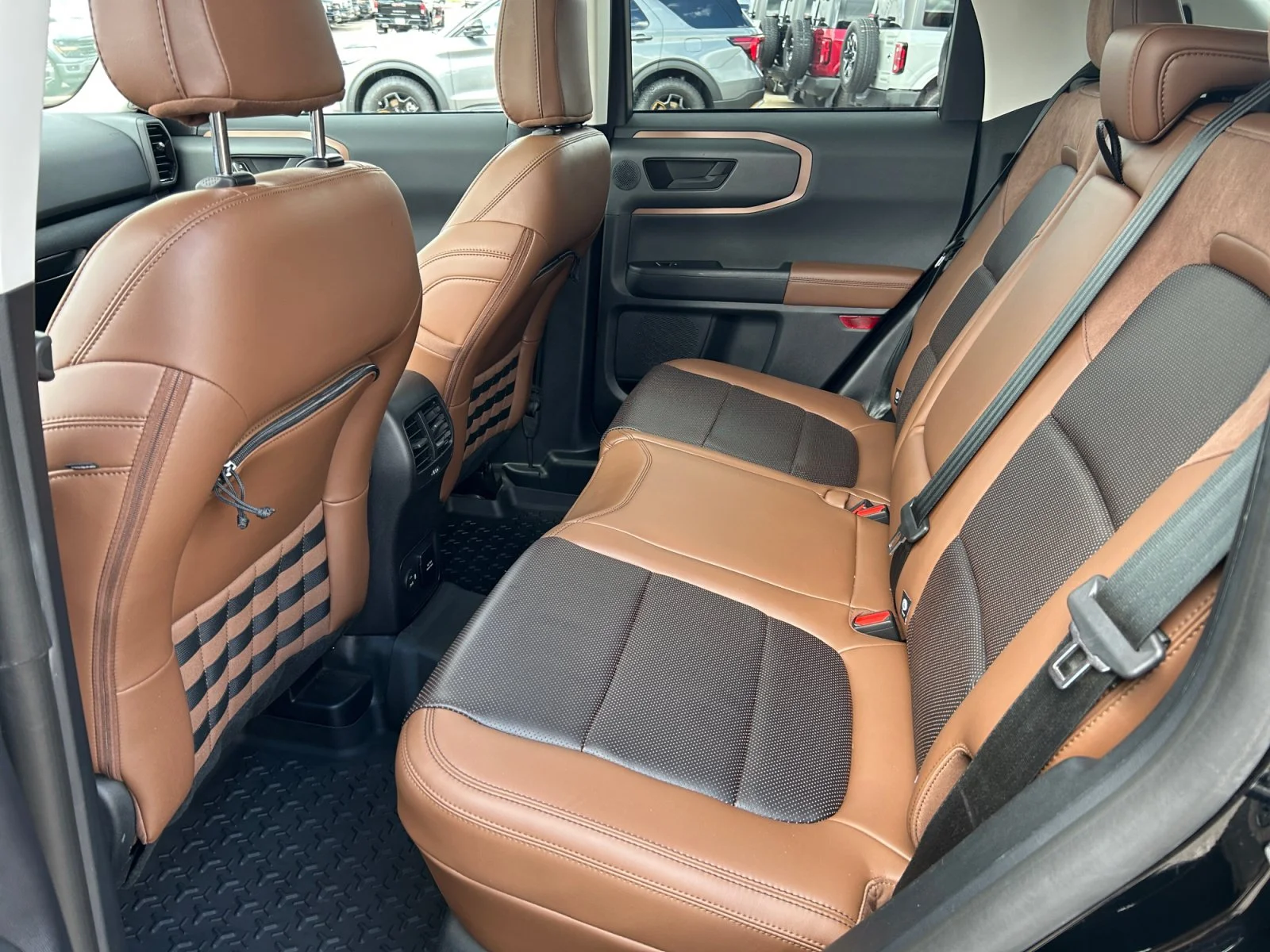 Used 2024 GRAY Ford BADLANDS image 18