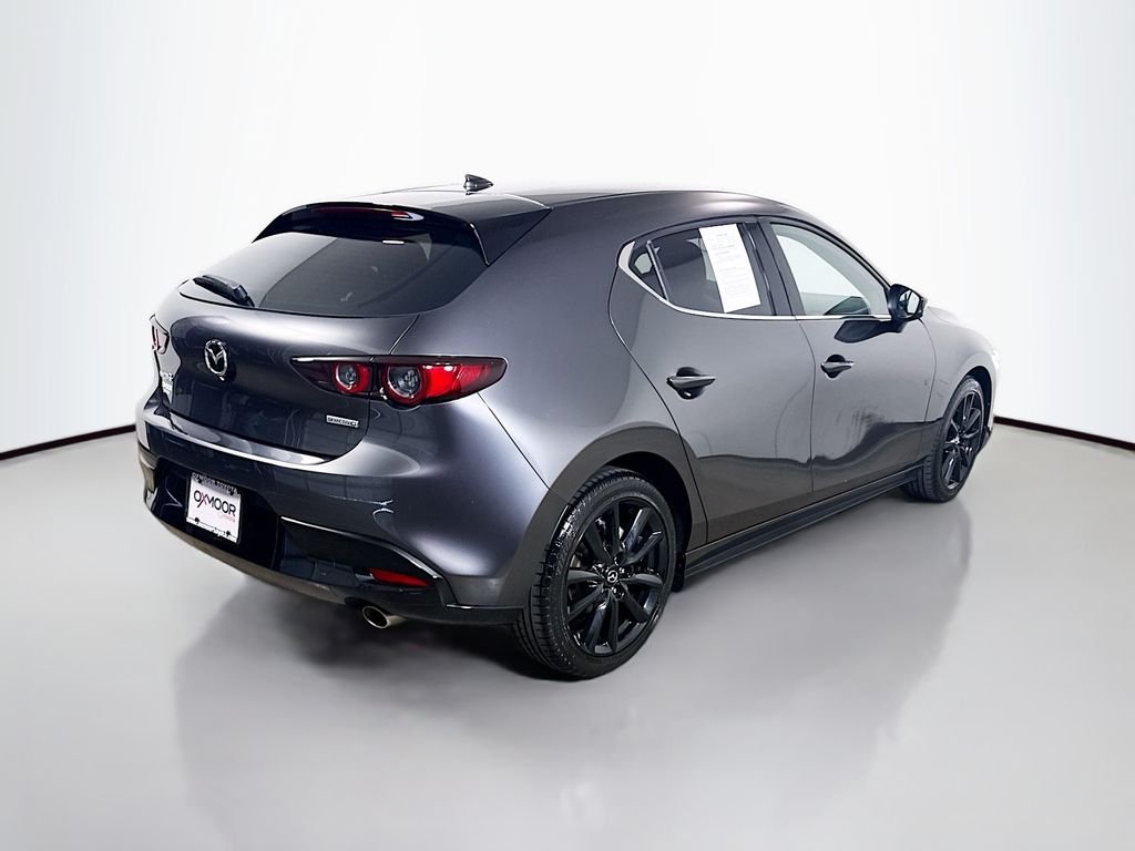 Used 2021 Machine Gray Metallic Mazda Premium image 7