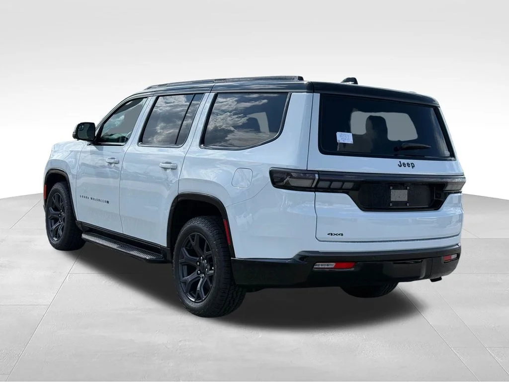 New 2026 Bright White Clearcoat Jeep Upland image 3