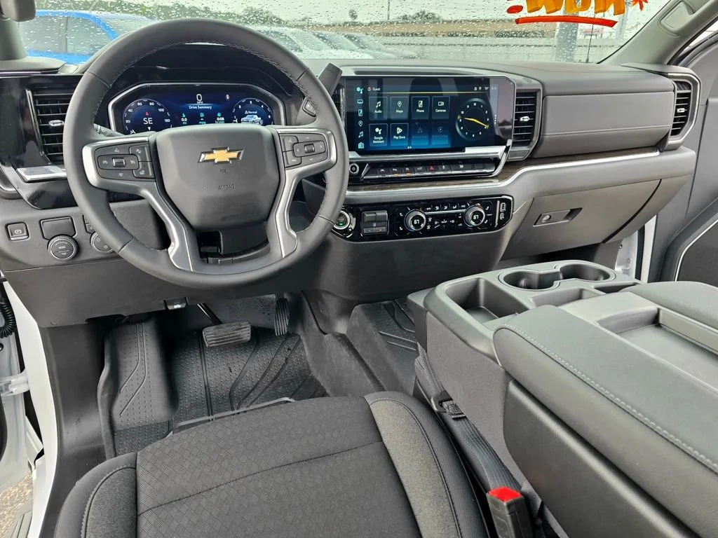 2025 Chevrolet Silverado 1500 Custom - Photo 33