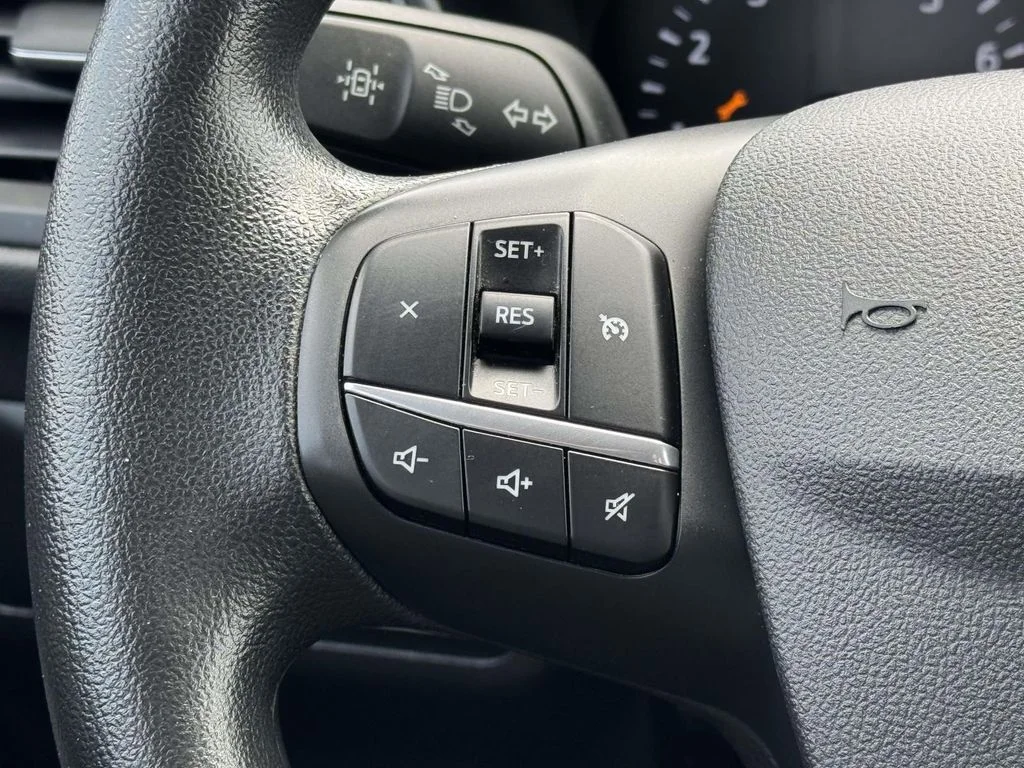 Used 2021 Blue Ford S image 23