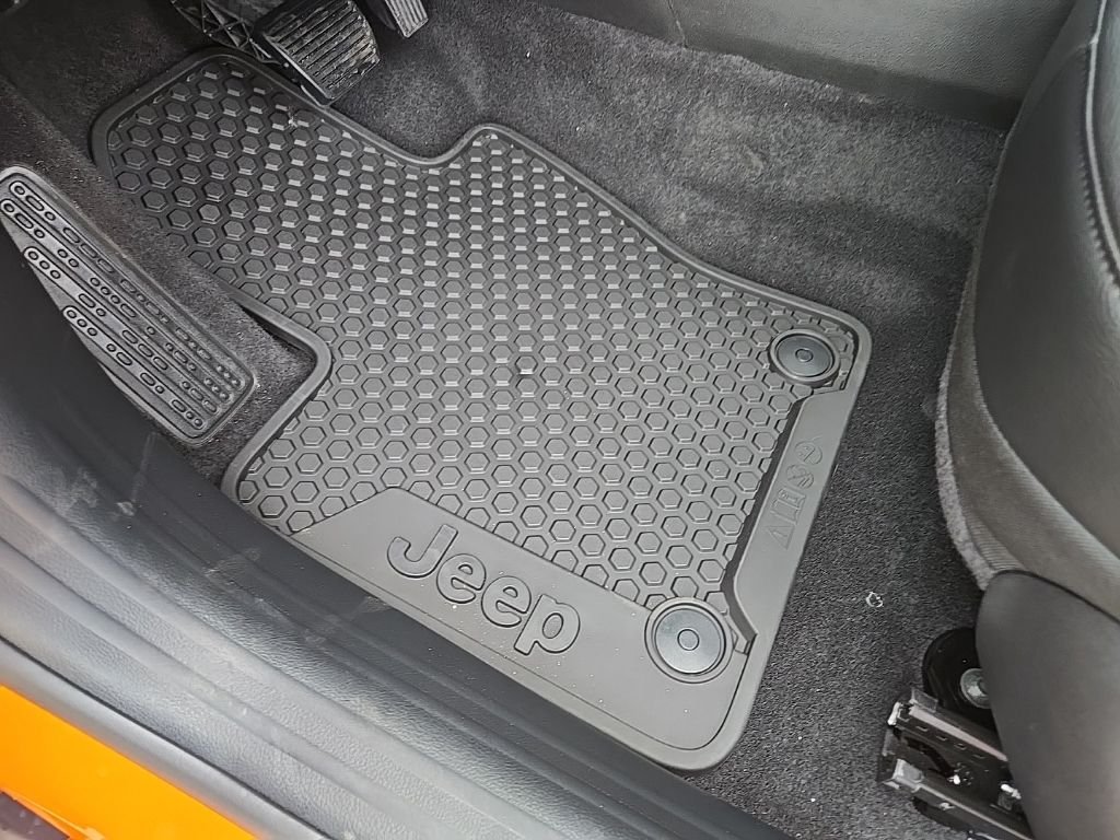 New 2026 Joose Exterior Paint Jeep Latitude image 36