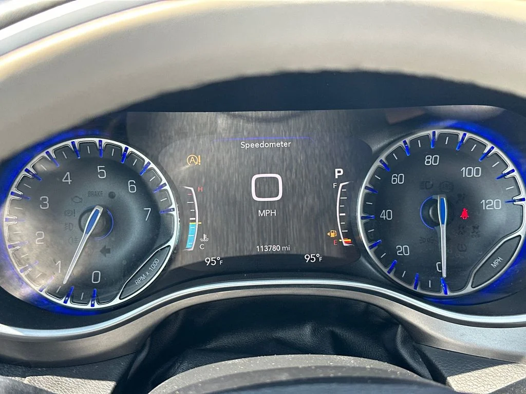 Used 2019 Black Chrysler Limited image 26