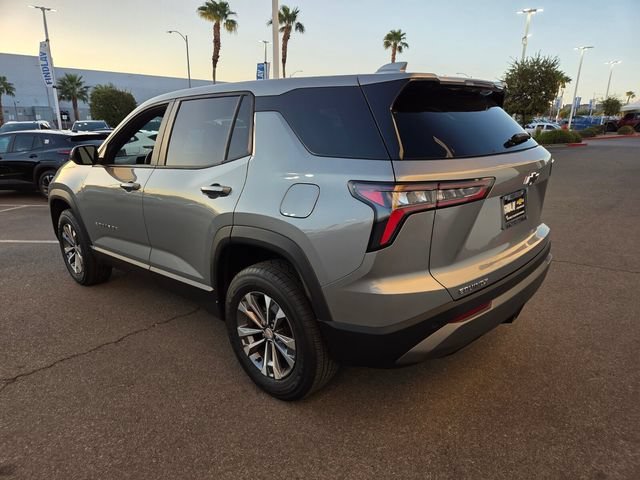 2027 Chevrolet Equinox LT - Photo 4