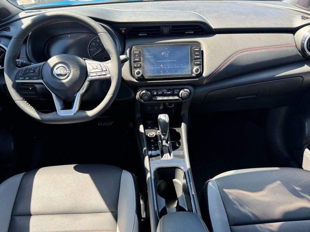 Used 2023 Blue Nissan SR image 11