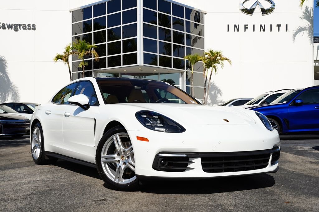 2020 Porsche Panamera