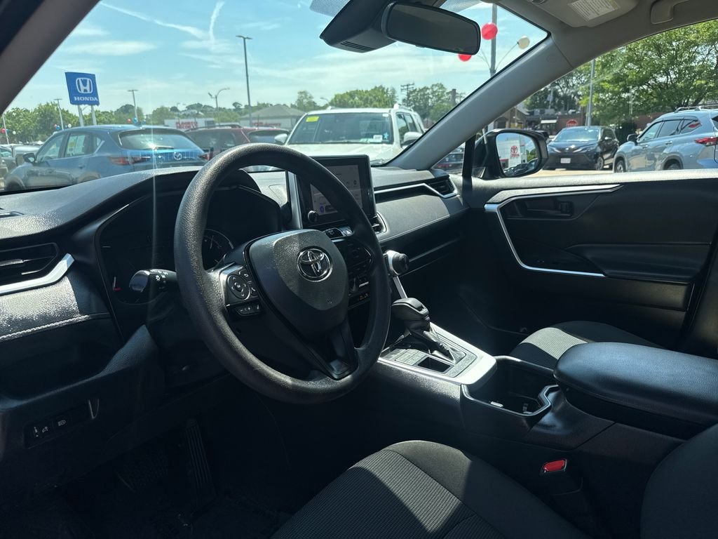 Used 2023 Silver Toyota LE image 14