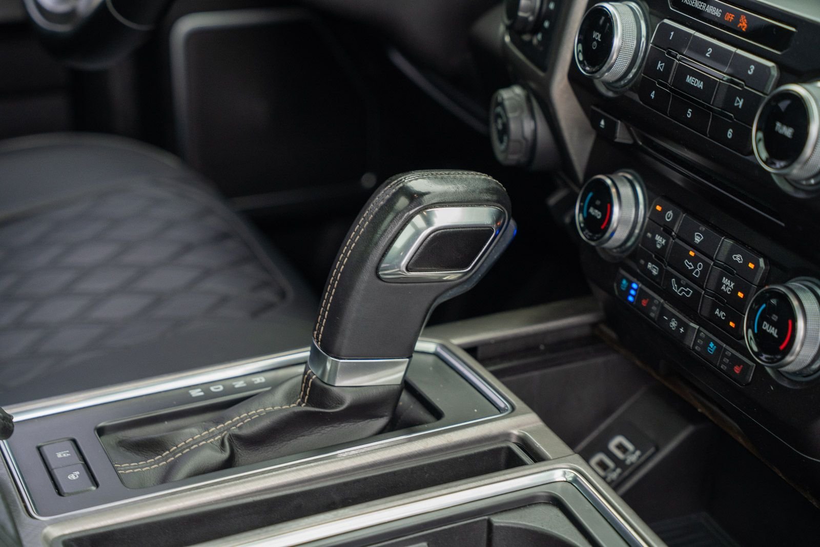 Used 2018 Blue Ford Limited image 45