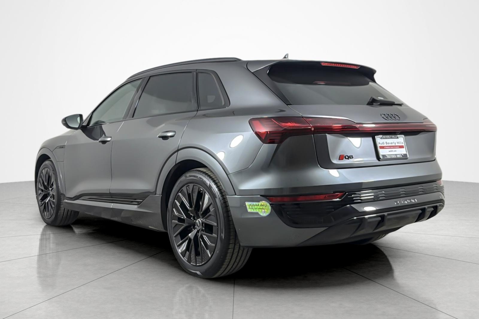 Used 2024 Daytona Gray Pearl Effect Audi Prestige quattro image 3