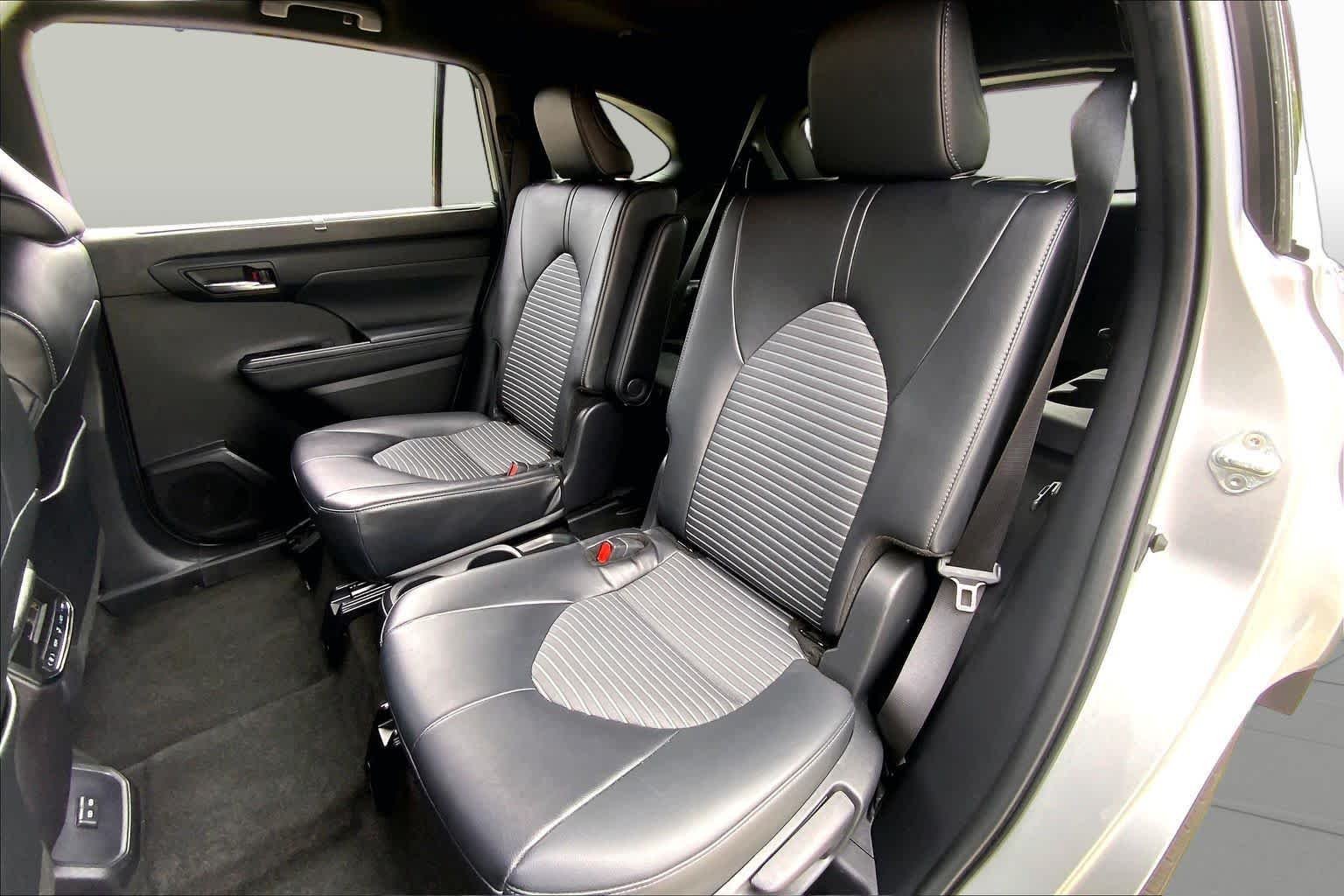 2024 Toyota Highlander XSE - Photo 21