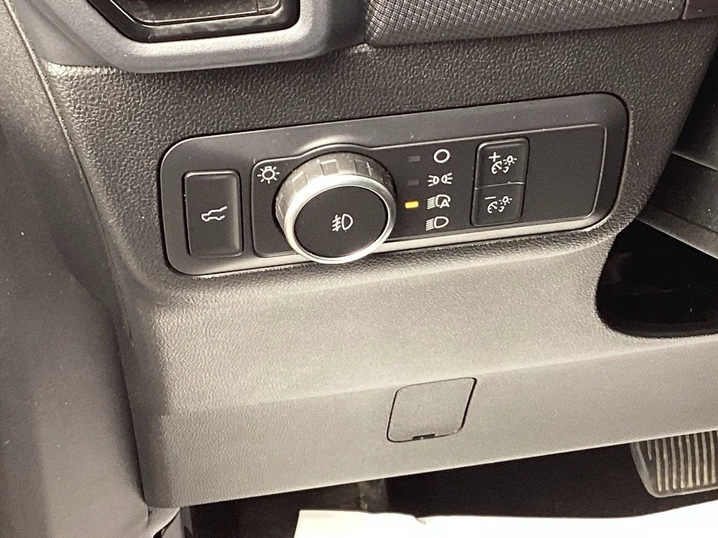 Used 2022  Ford Outer Banks image 17