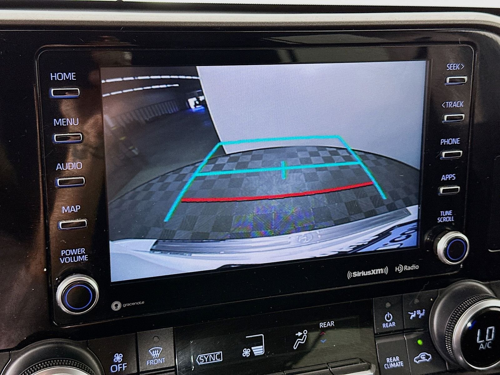 Used 2022 Pearl Toyota LE image 15