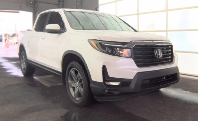 Used 2023 White Honda RTL image 1