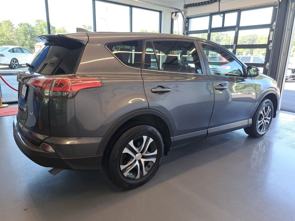 Used 2018 Gray Toyota LE image 6