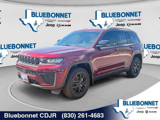 2026 Jeep Grand Cherokee Laredo Altitude