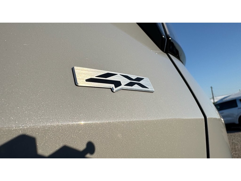 New 2026 Wolf Gray Kia EX image 7