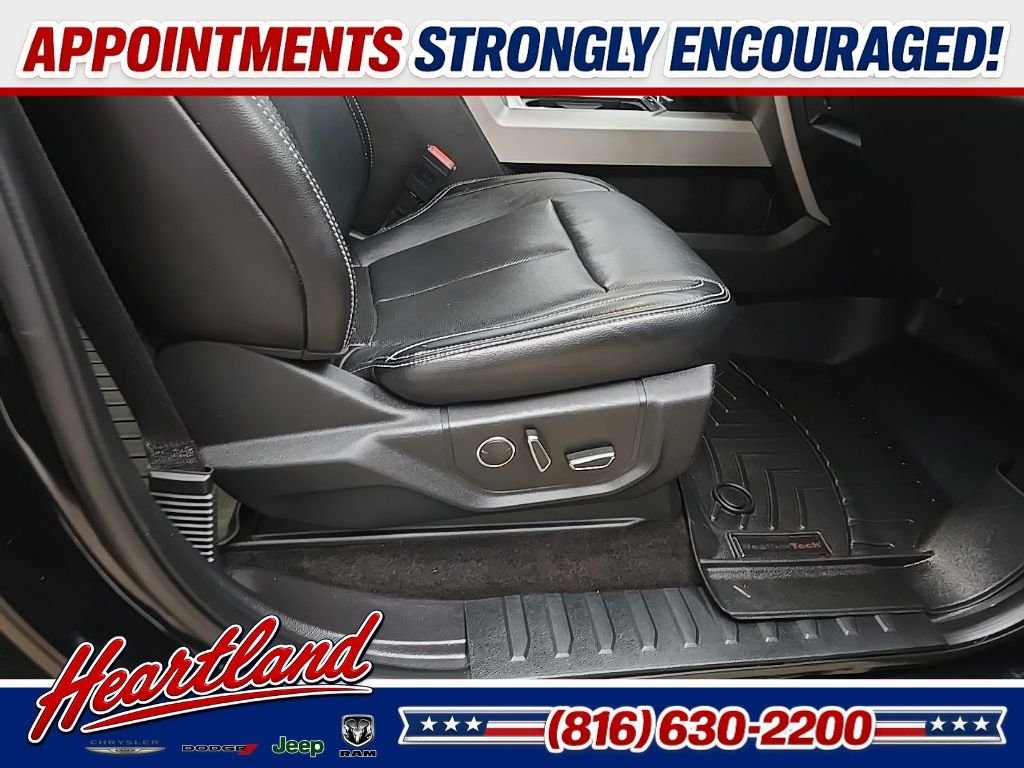 Used 2018 Black Ford Lariat image 87