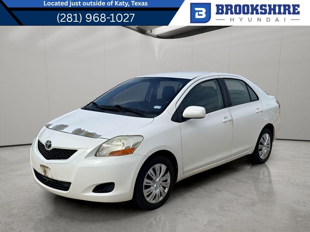 2010 Toyota Yaris Sedan AT's photo
