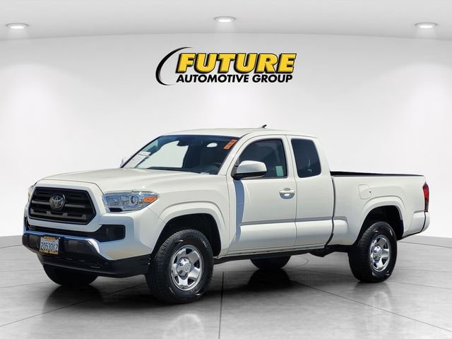 Used 2018 White Toyota SR image 5
