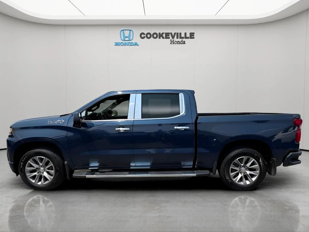 Used 2021 Northsky Blue Metallic Chevrolet High Country image 8