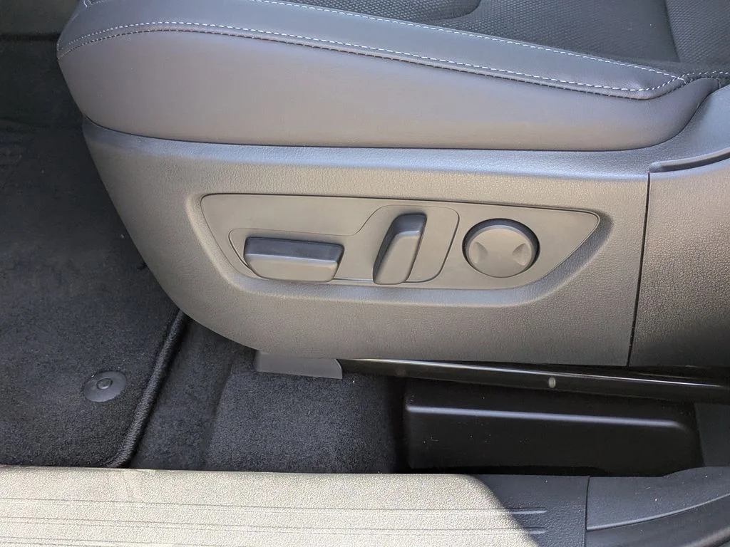 New 2026 Machine Gray Metallic Mazda 2.5 S Preferred AWD image 21