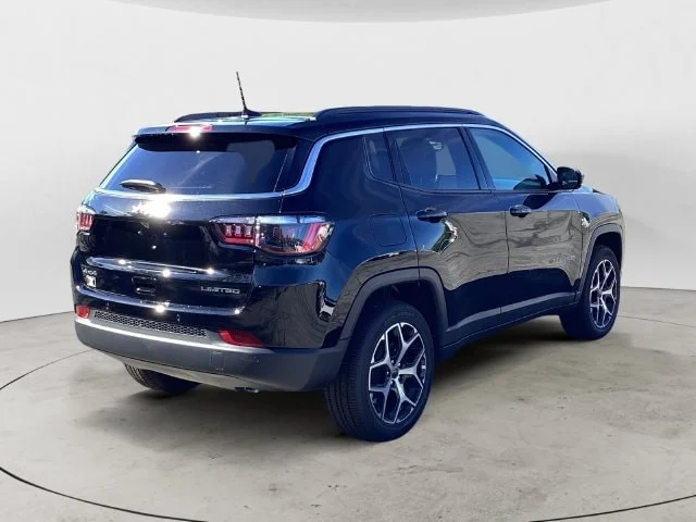 New 2026 Diamond Black Jeep LIMITED 4X4 image 6