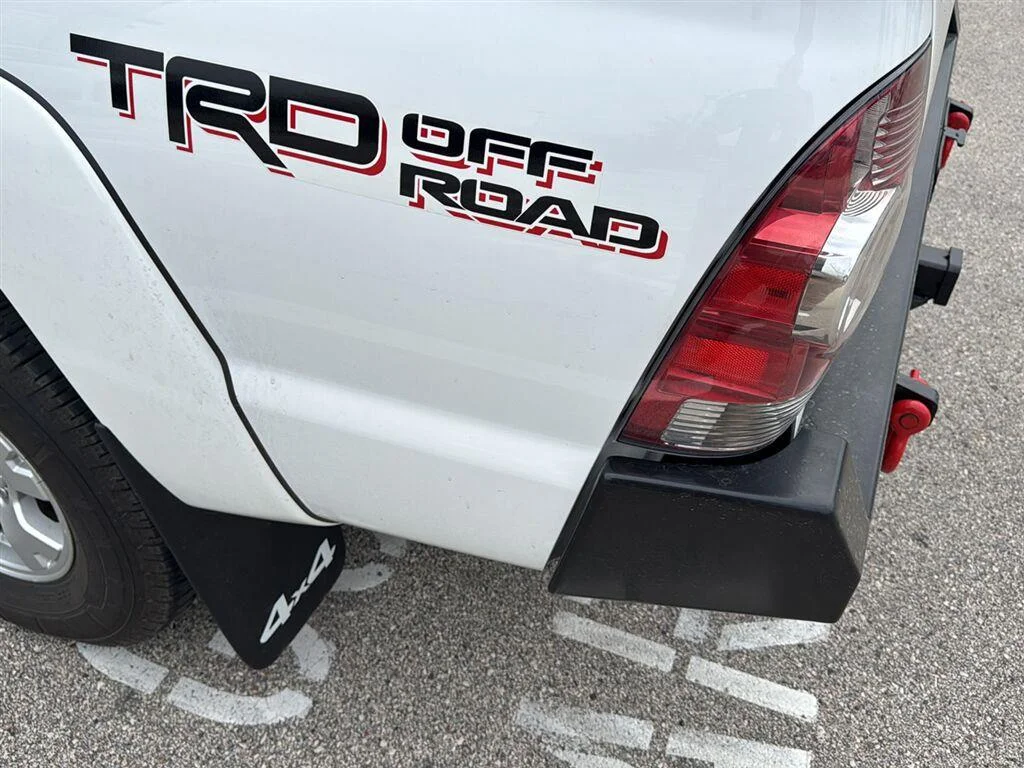 Used 2015 Super White Toyota TRD Pro image 11