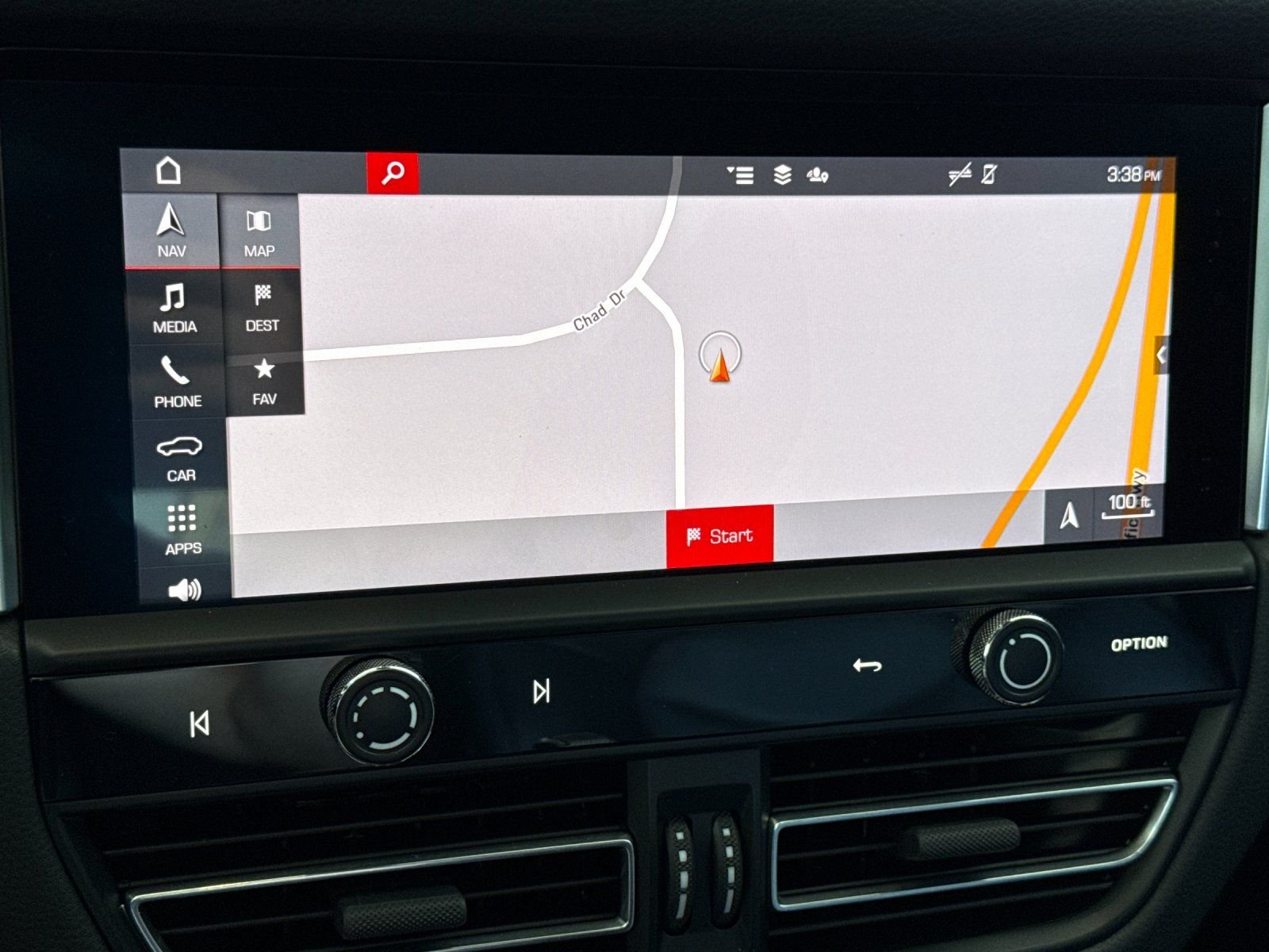 Used 2024  Porsche Base image 21