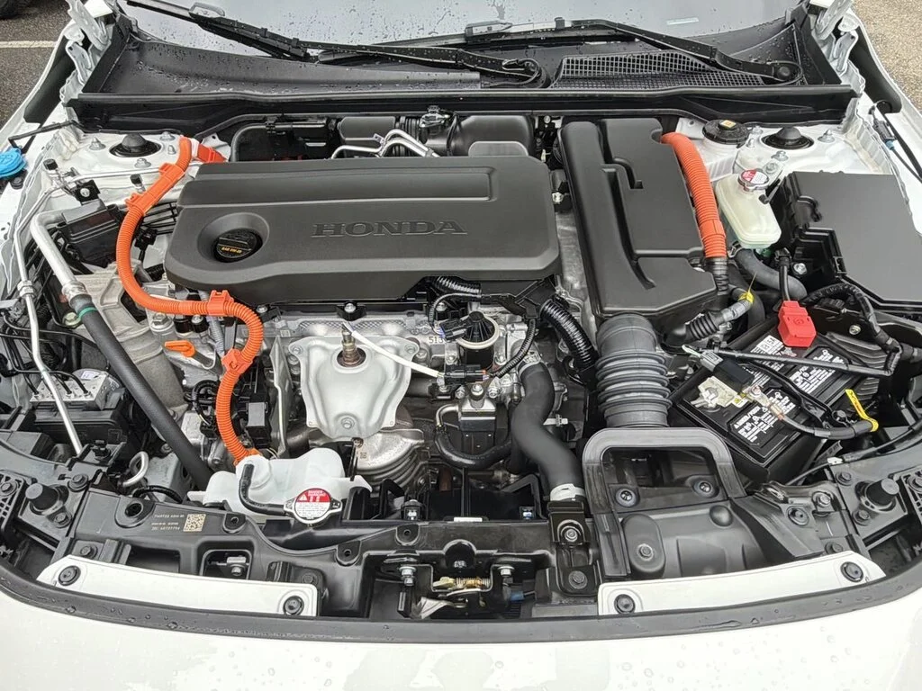 Certified Used 2025 Platinum White Pearl Honda Honda Civic Hybrid Sport eCVT Sedan Certified Pre- image 33