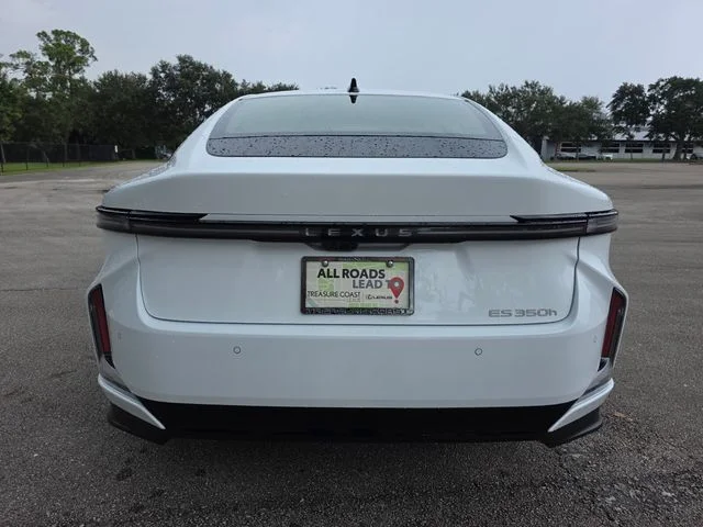 New 2026 Ultra White Lexus PREMIUM PLUS image 4