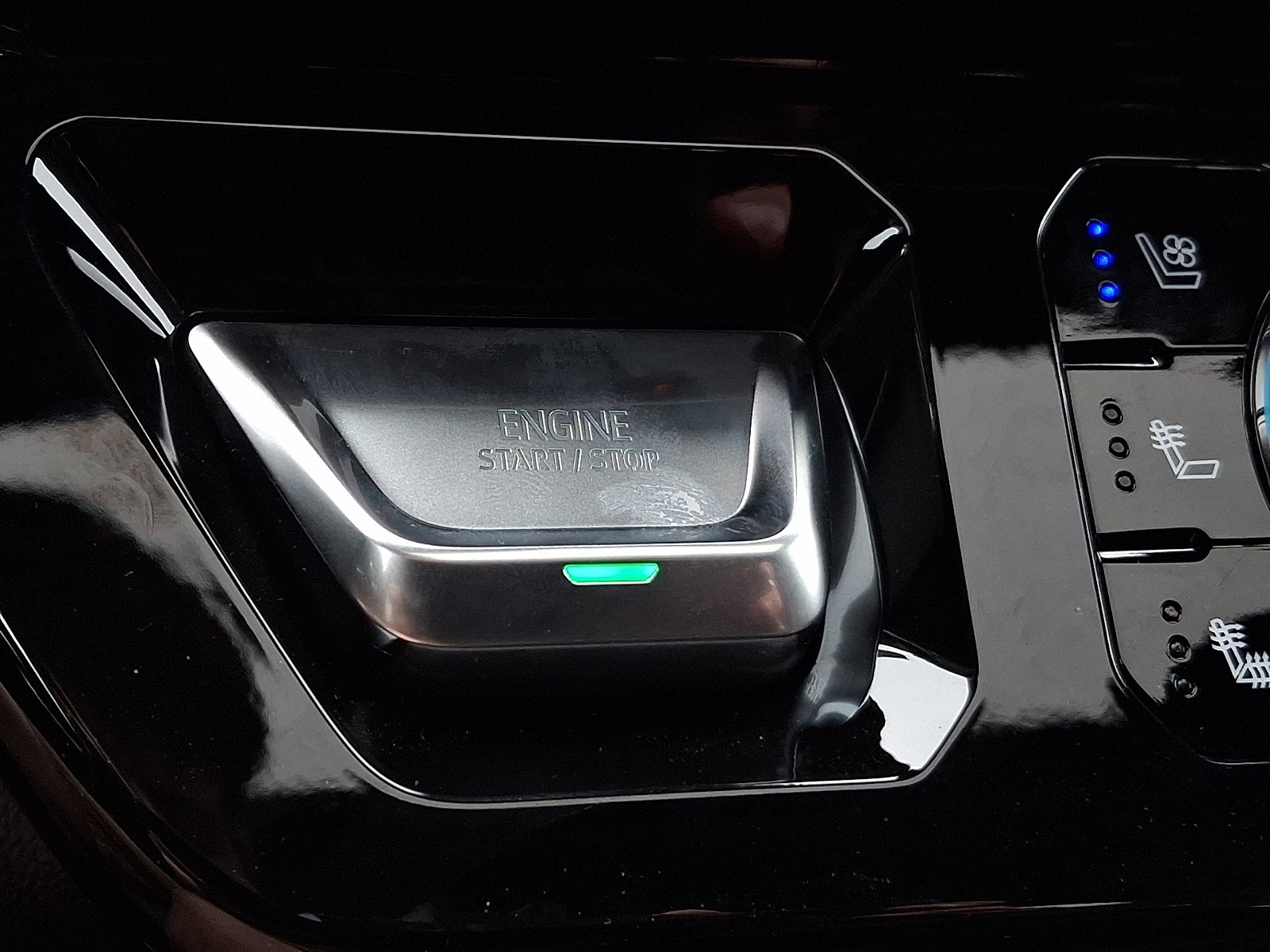 2026 GMC Sierra 1500 AT4 - Photo 22