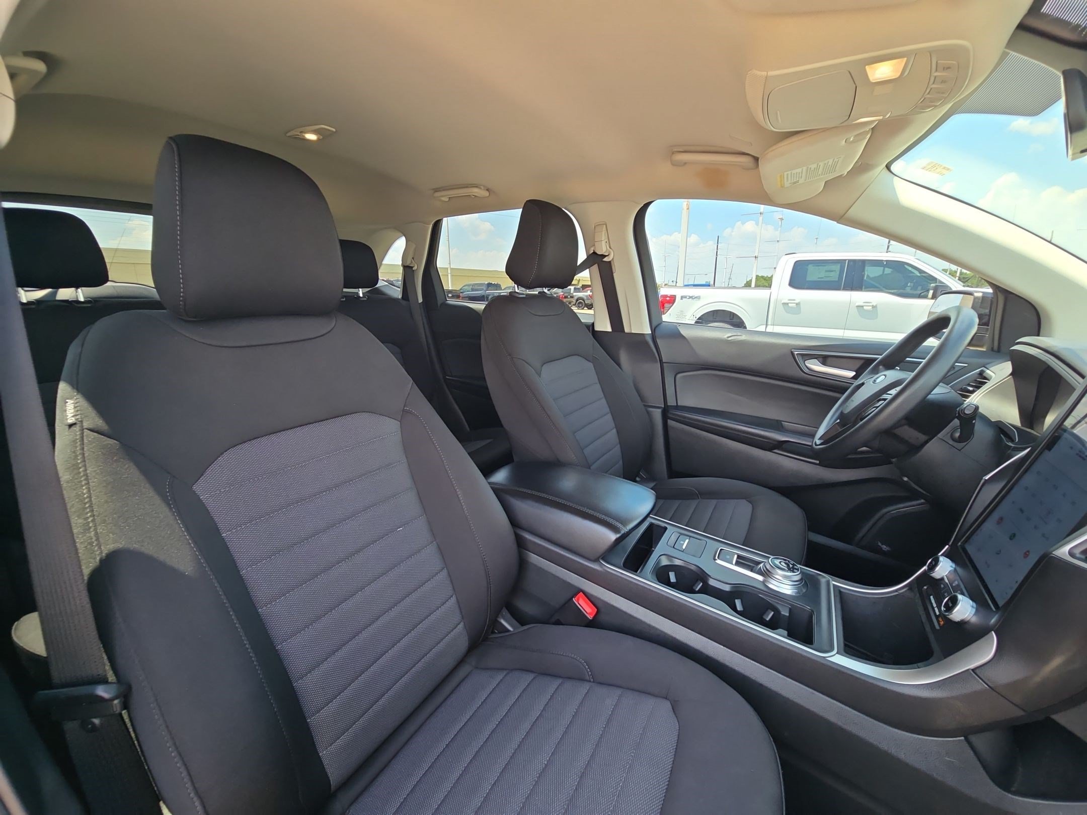 Used 2024 Blue Ford SE image 27