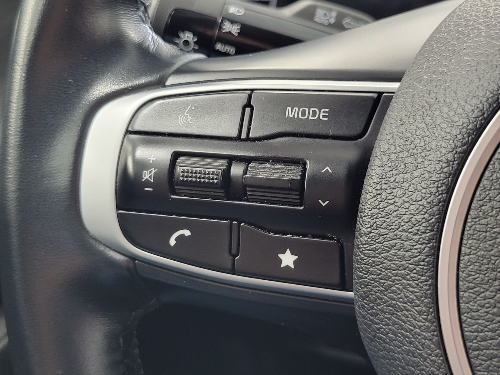 Used 2024 Gray Kia X-Line image 15